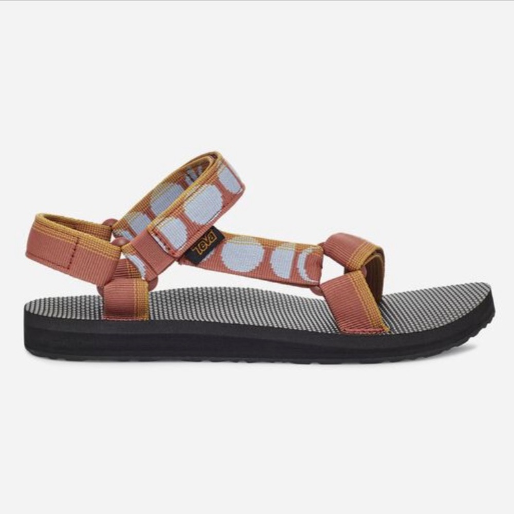 NIB Teva Original Universal size 8